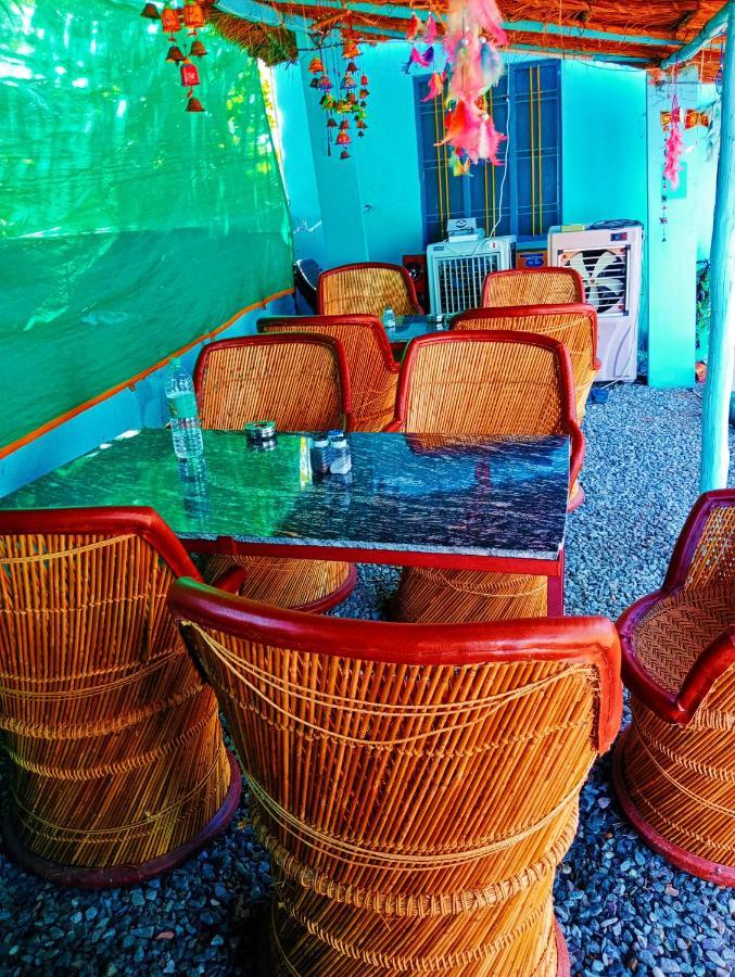 Veera'S Hostel Pushkar Extérieur photo