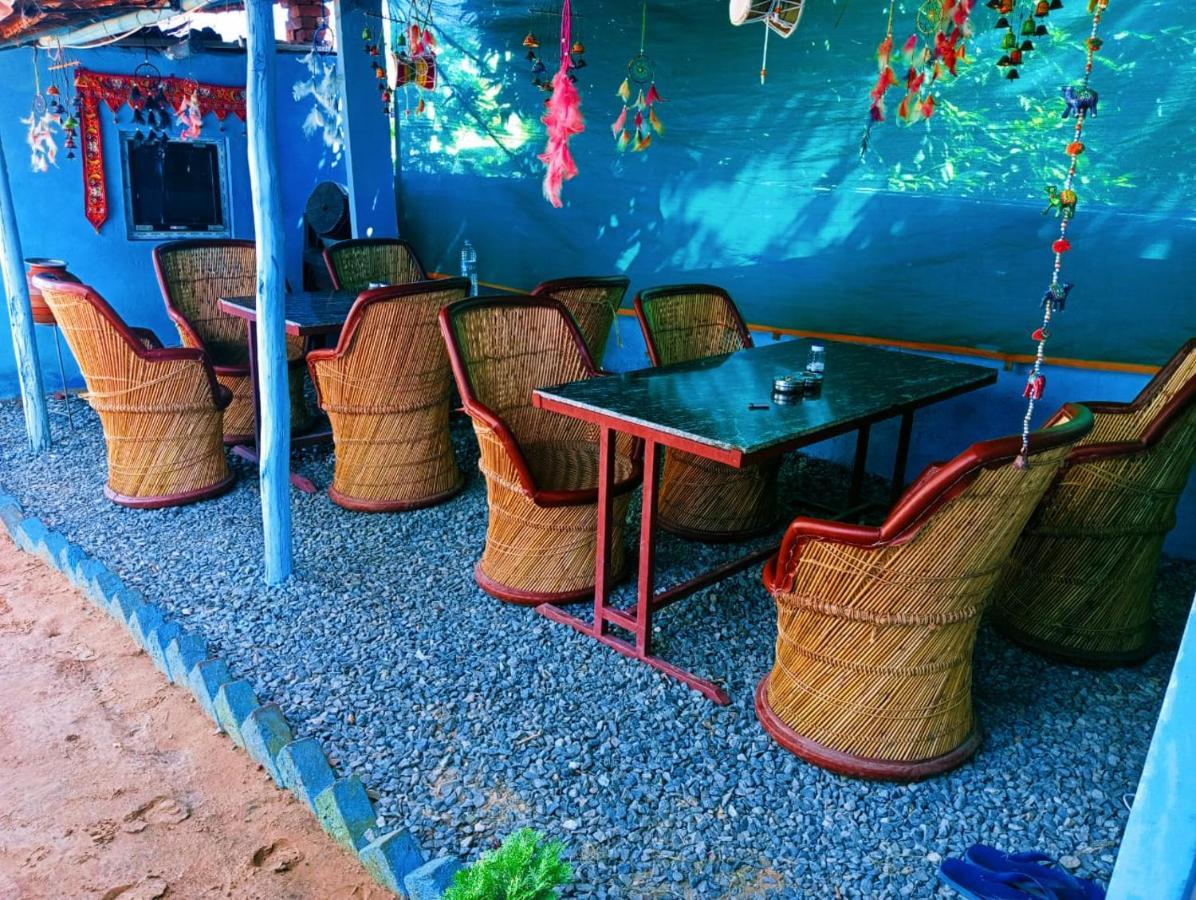 Veera'S Hostel Pushkar Extérieur photo
