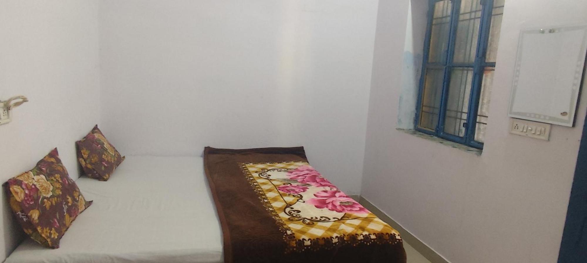 Veera'S Hostel Pushkar Extérieur photo